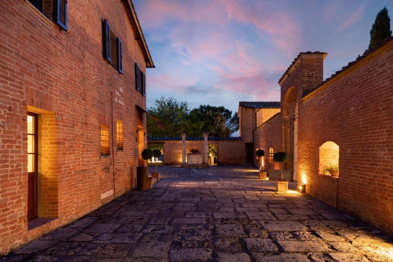 Castello Di Leonina Relais - Adults Only Hotel Siena Exterior photo