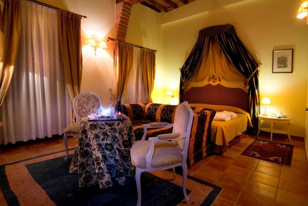Castello Di Leonina Relais - Adults Only Hotel Siena Exterior photo