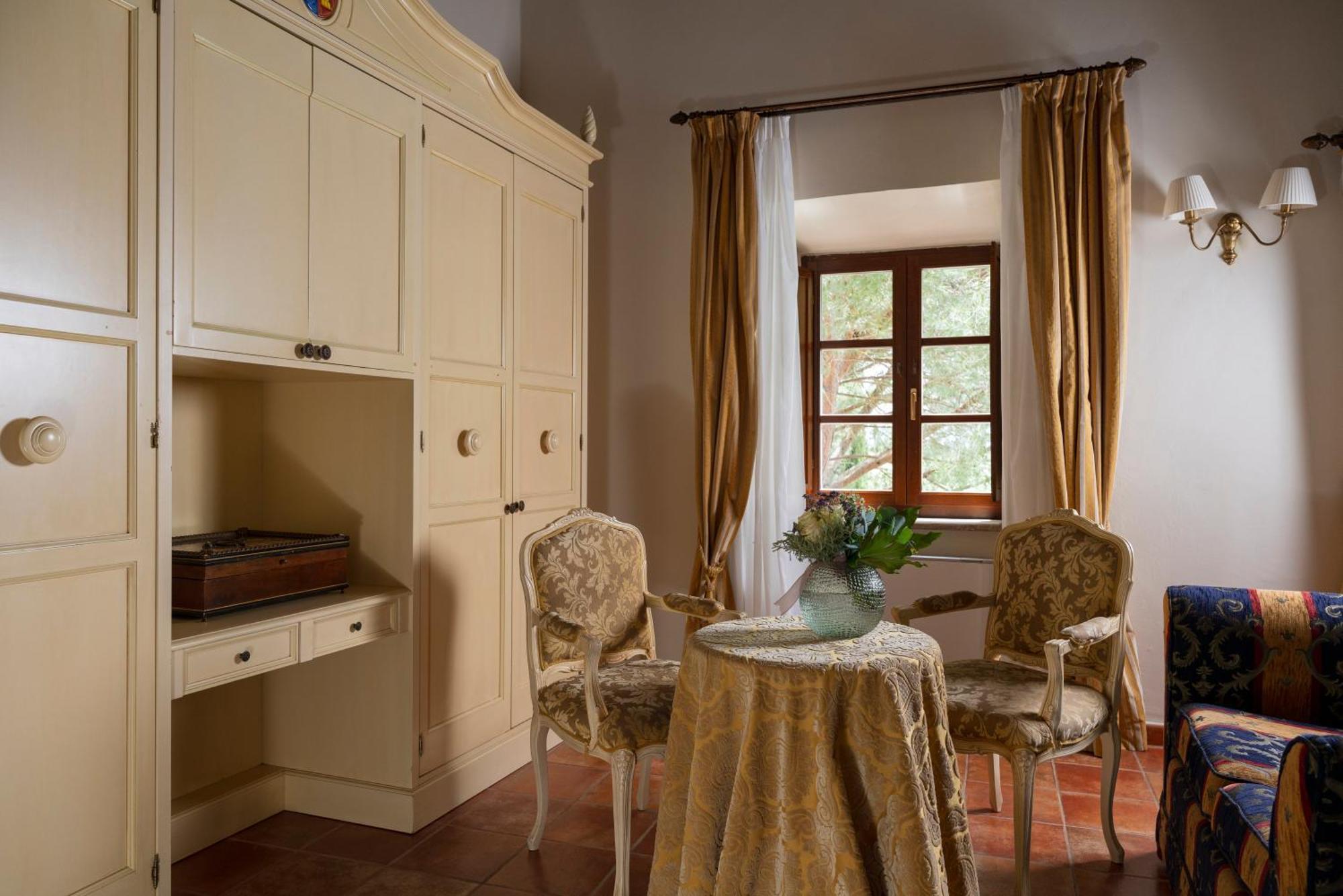 Castello Di Leonina Relais - Adults Only Hotel Siena Exterior photo