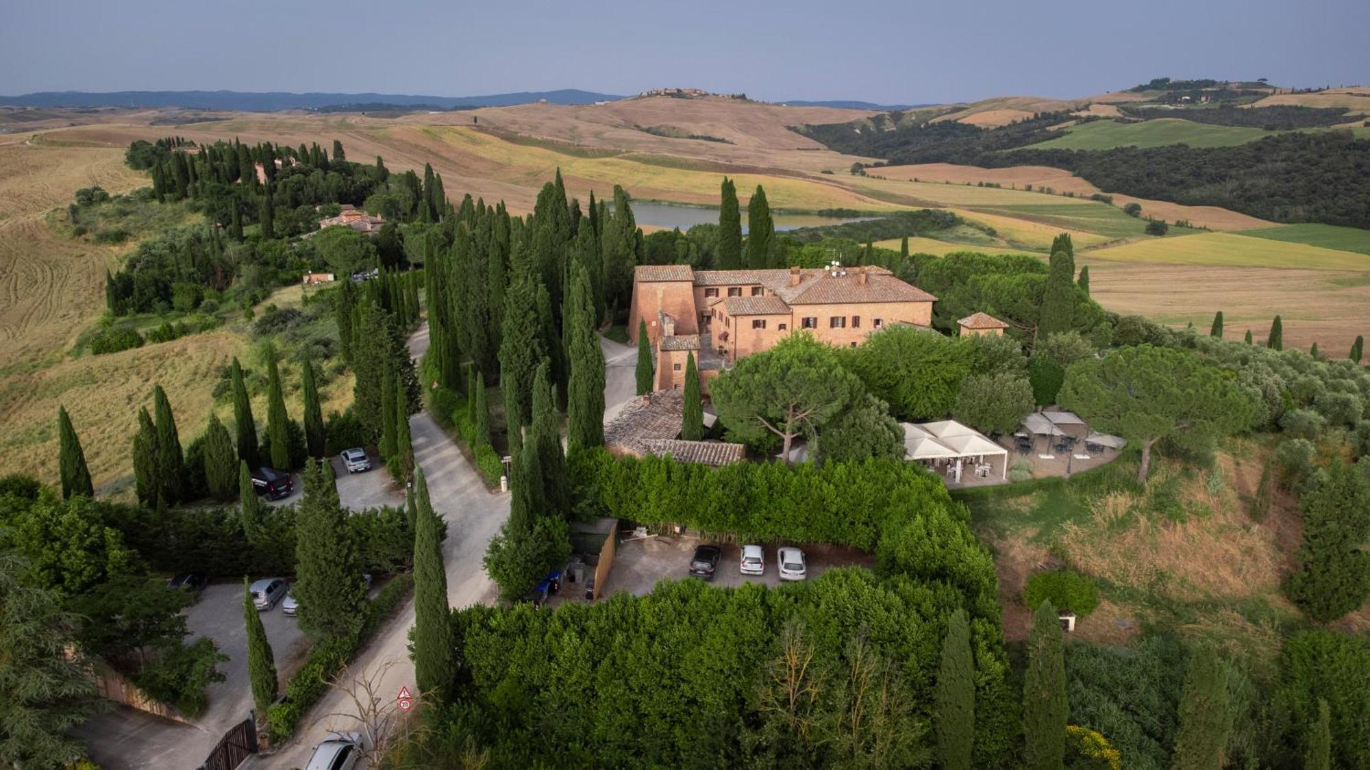 Castello Di Leonina Relais - Adults Only Hotel Siena Exterior photo