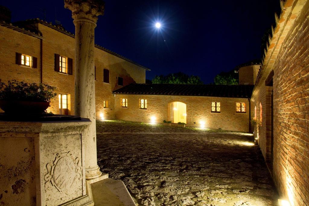 Castello Di Leonina Relais - Adults Only Hotel Siena Exterior photo