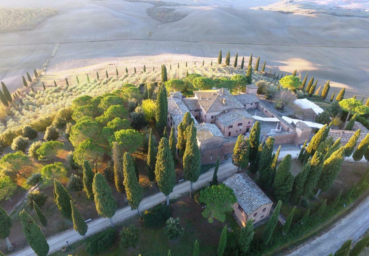 Castello Di Leonina Relais - Adults Only Hotel Siena Exterior photo